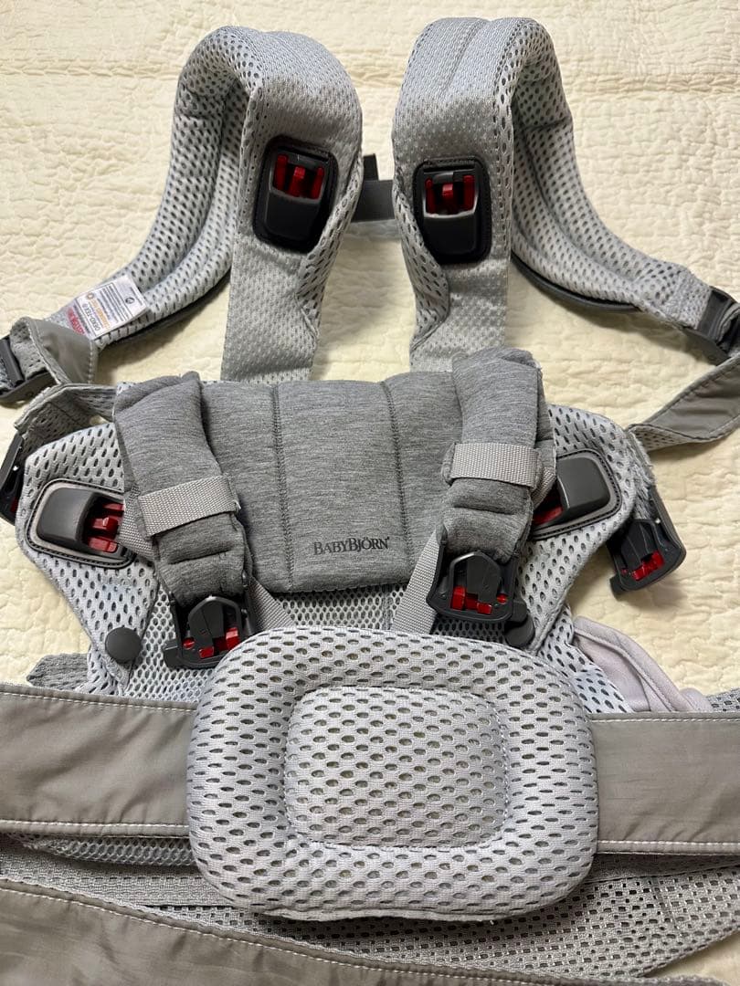 ★BABYBJORN★ ベビーキャリア HARMONY 抱っこ紐 グレーメッシュ