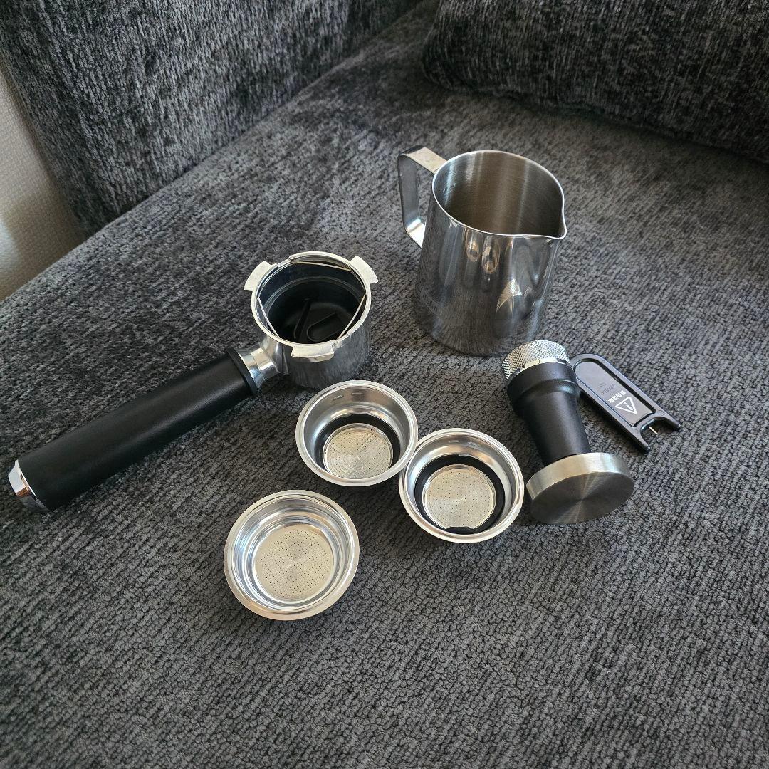 デロンギ デディカ アルテ エスプレッソマシン ＆ グラインダー バリスタセット