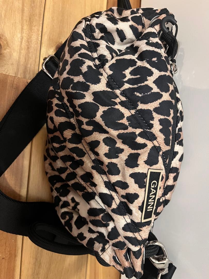 GANNI バッグ キルティング レオパード