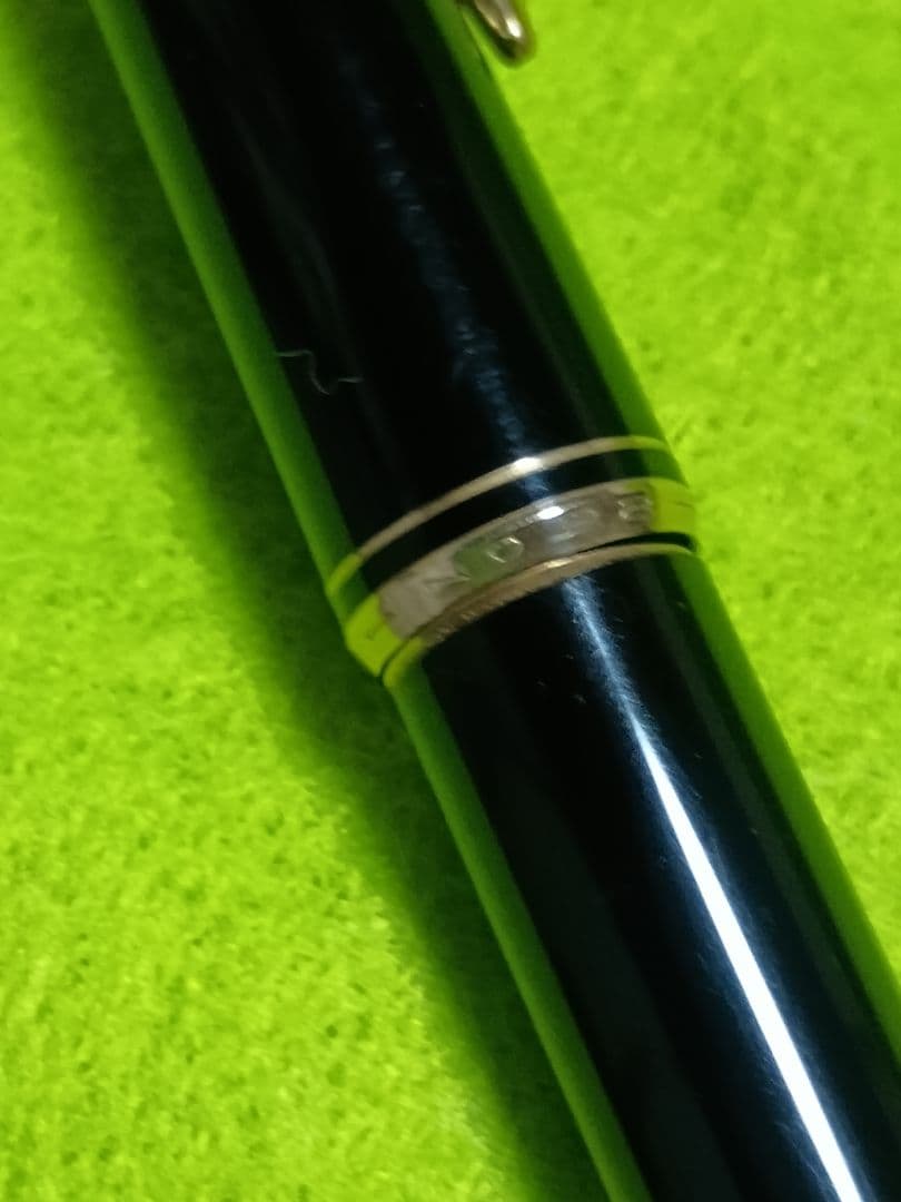 モンブラン万年筆　人気のNo22　　 ペン先　14K 585 ブラック＆ゴールド