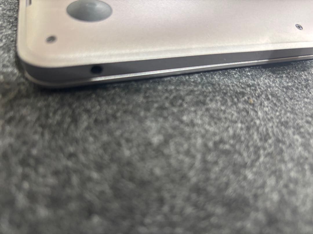 MacBook Air M1 8GB 256GBバッテリー94% スペースグレイ