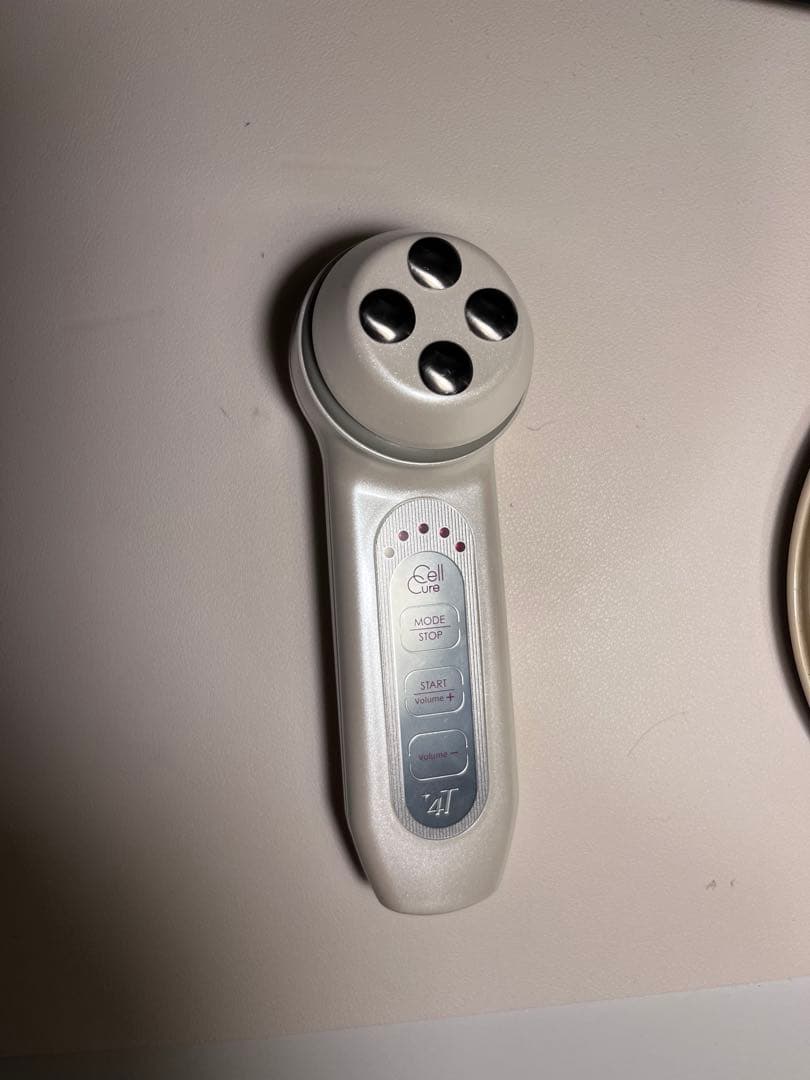 セルキュア4T｜動作確認済み｜中古・使用感あり