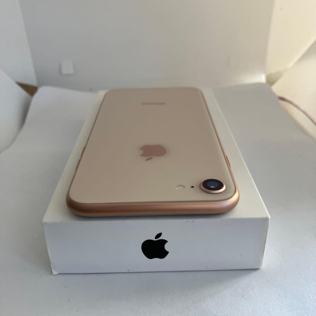 【すぐ発送】iPhone 8 64GB 【値下げ不可】