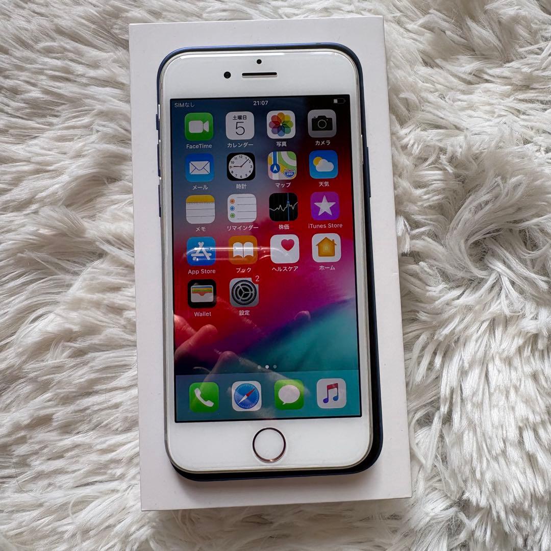 【レアOS】iPhone 8 64GB SIMフリー 【ほぼ未使用】