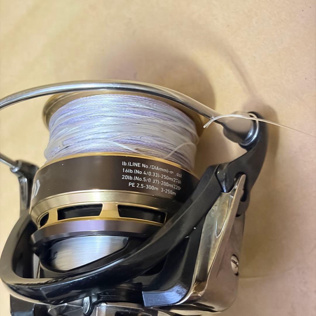 Daiwa ダイワ VADEL ヴァデル 4000H