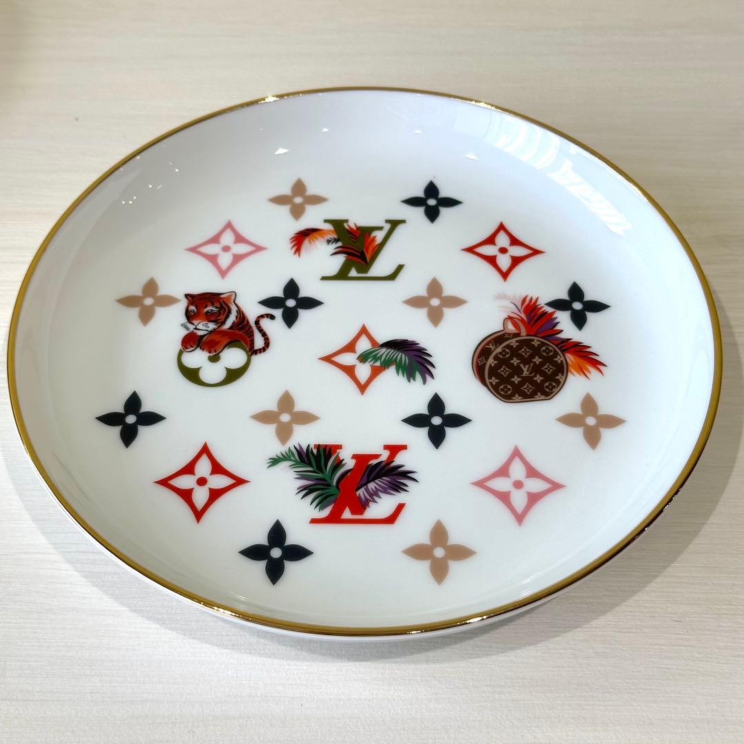 【展示品】ルイ・ヴィトン アシェット４ タイガー レザーケース付き