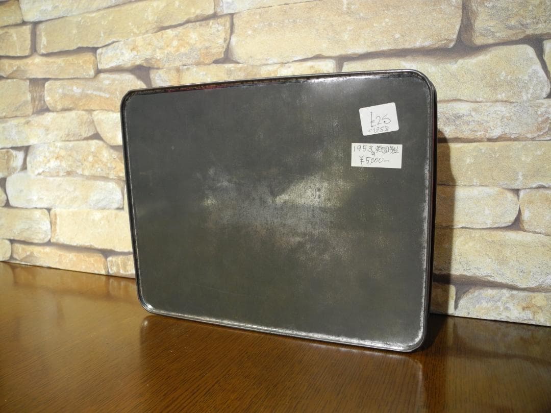 【ビンテージ品】エリザベス女王とフィリップ殿下／ガーズのショートブレッド空き缶