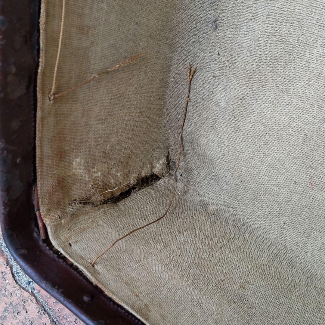 フーテンの寅さんが使っていたような柳行李　レトロなトランク