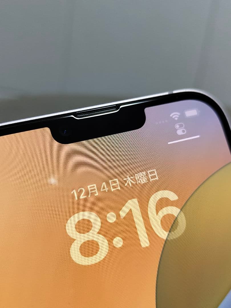 美品！おまけ多数 香港版 デュアルSIM Apple iPhone14Plus