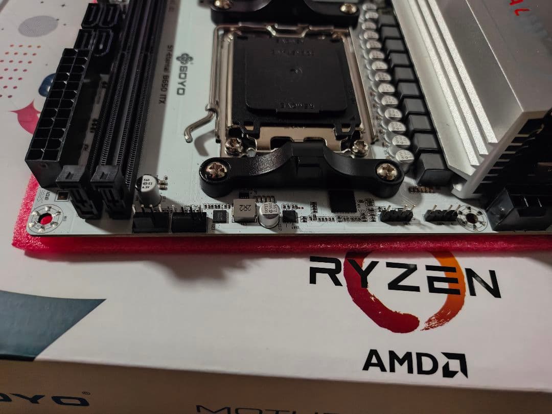 AM5 SOYO ETERNAL B650 ITX白マザーボード