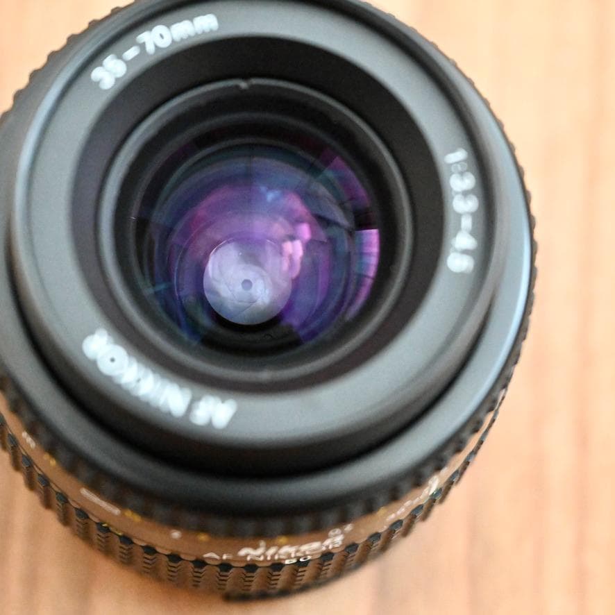 【夏休み特別お値引き！】Nikon F80D＋標準レンズ+ストラップ＋取説