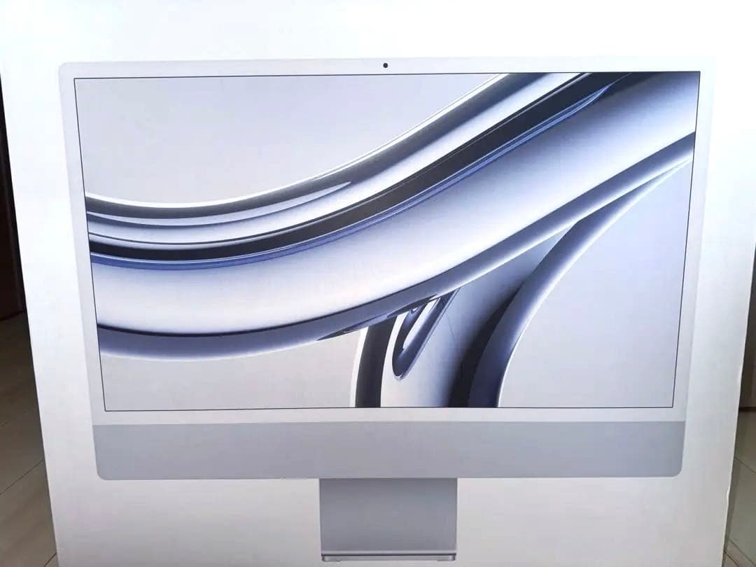 24インチ M3 iMac シルバー / メモリ16GB / SSD256GB