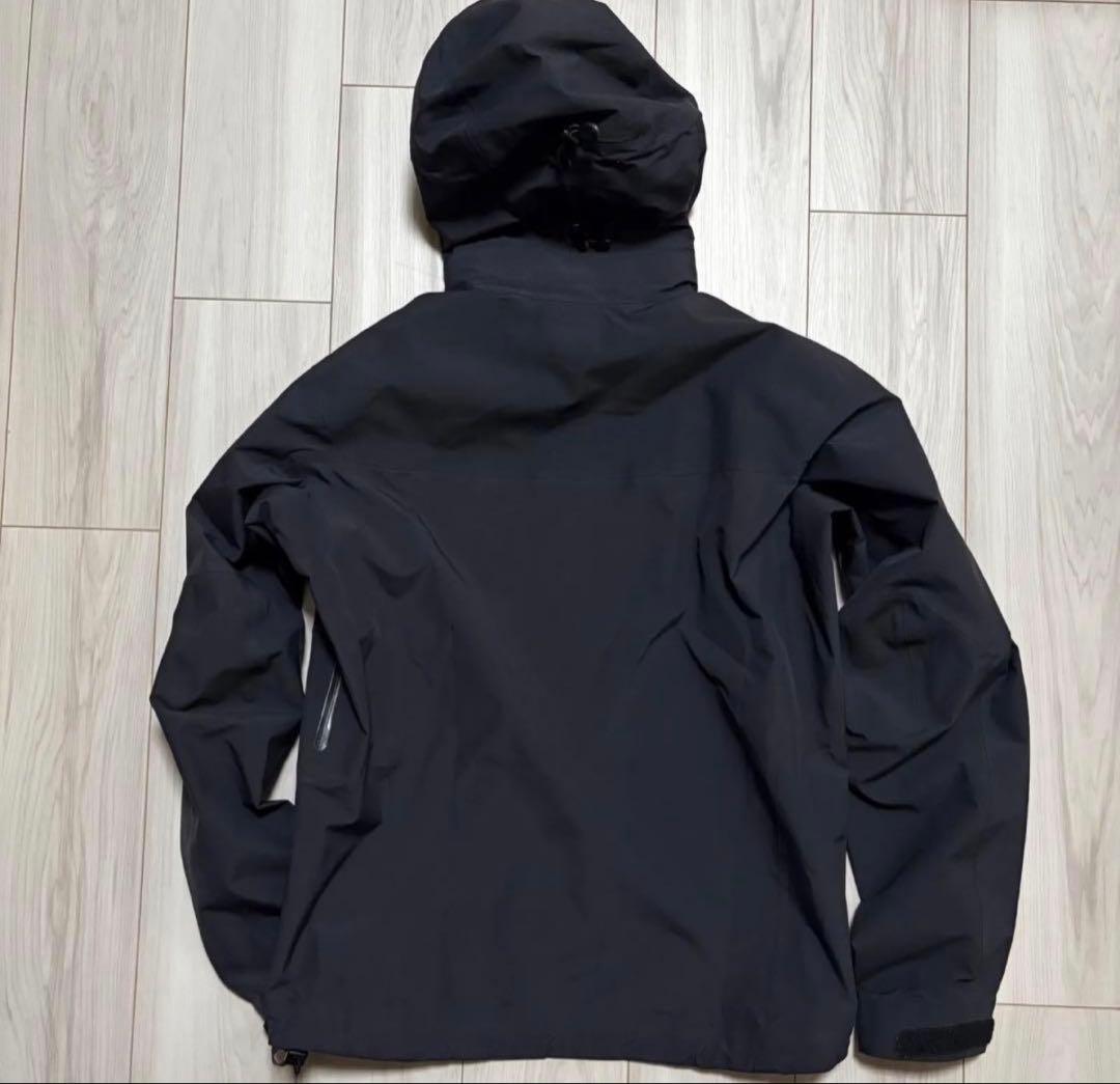 ジャケット・アウター ARC'TERYX GORE-TEX BETA AR