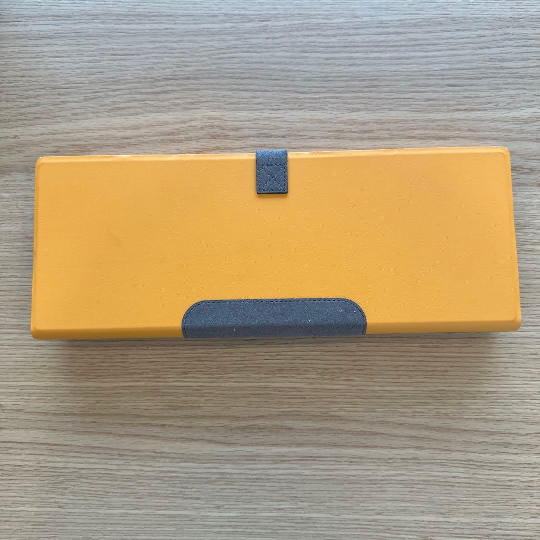 ニューファイ　nuphy キーボード　赤軸