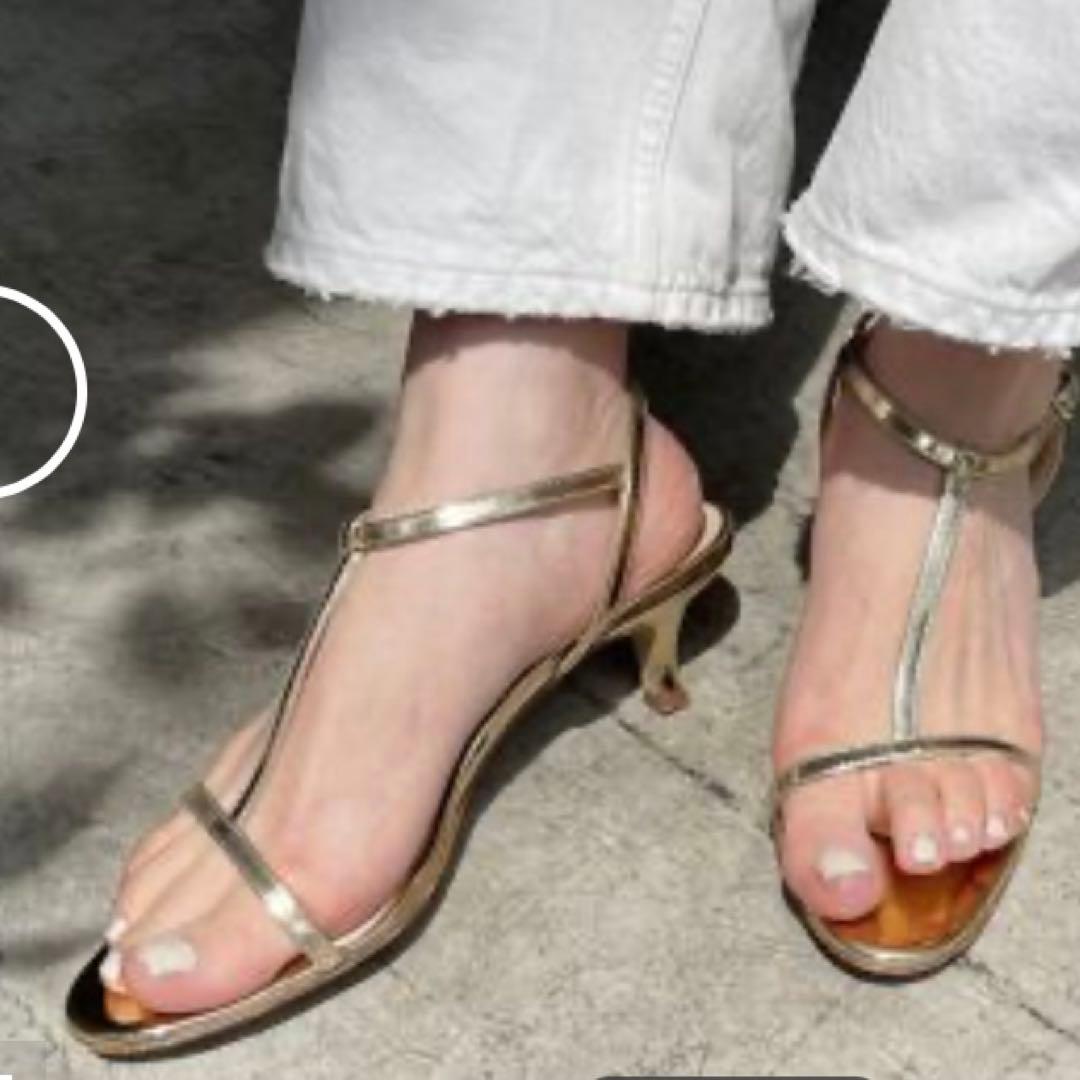 【美品】NEBLONIE.ネブローニ　ゴールド ストラップサンダル 36