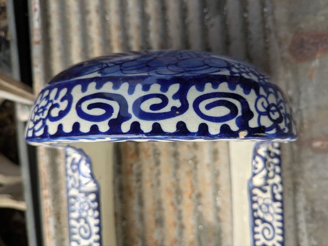 【交渉中】古便器　小便器　セット　青と白の花柄　古道具　アンティーク　伊万里焼