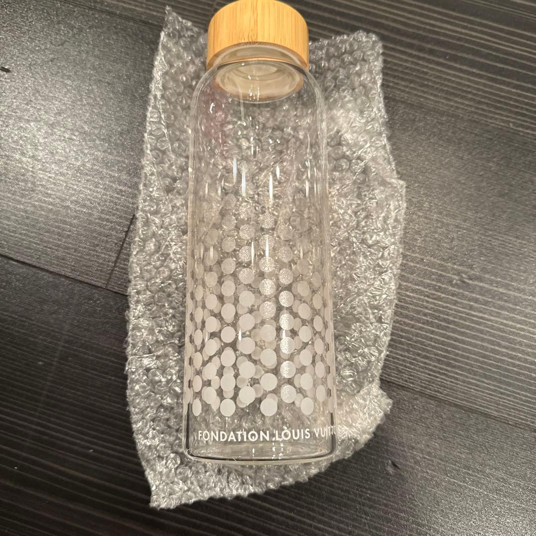 【希少】フランス限定！Fondation Louis Vuitton 水筒