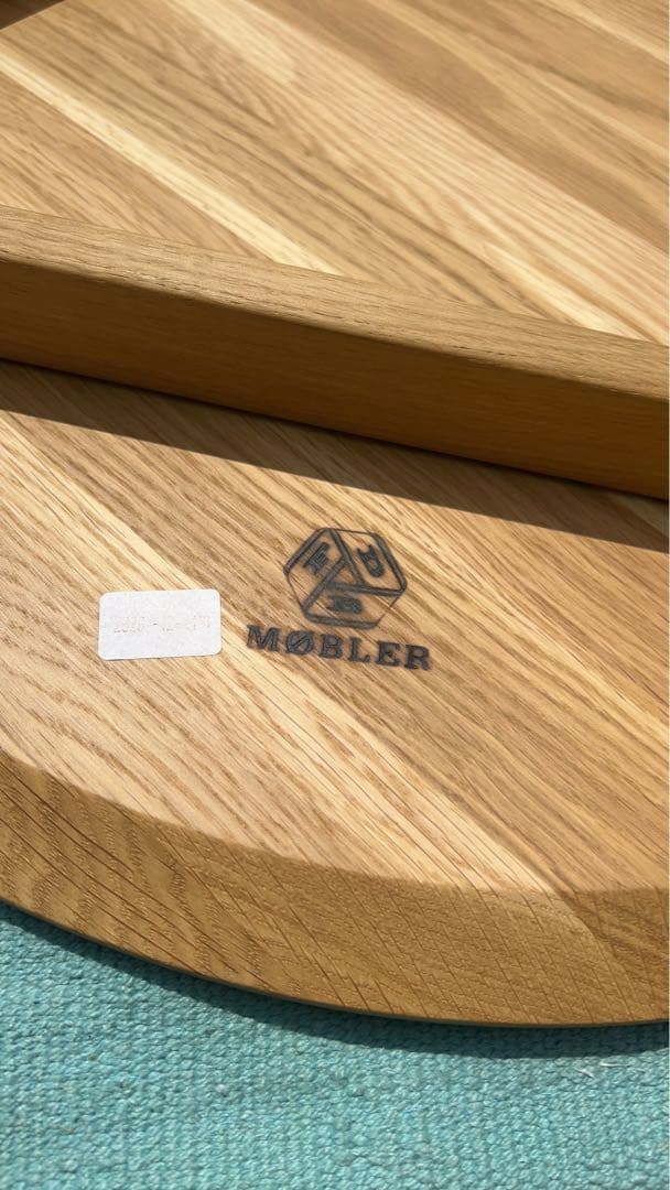 新品未使用　フライミー購入　モブラー　木製丸テーブル　おしゃれ