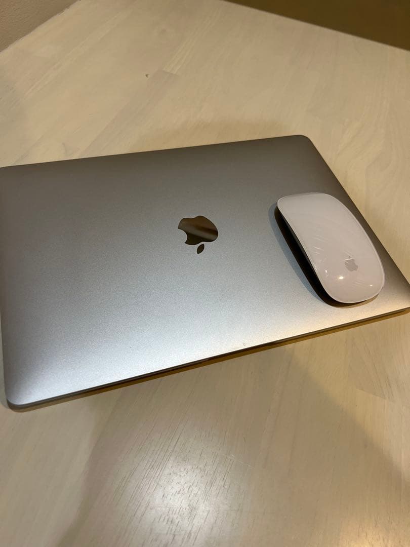 【美品】MacBook Air 13.3インチ 2020 8GB