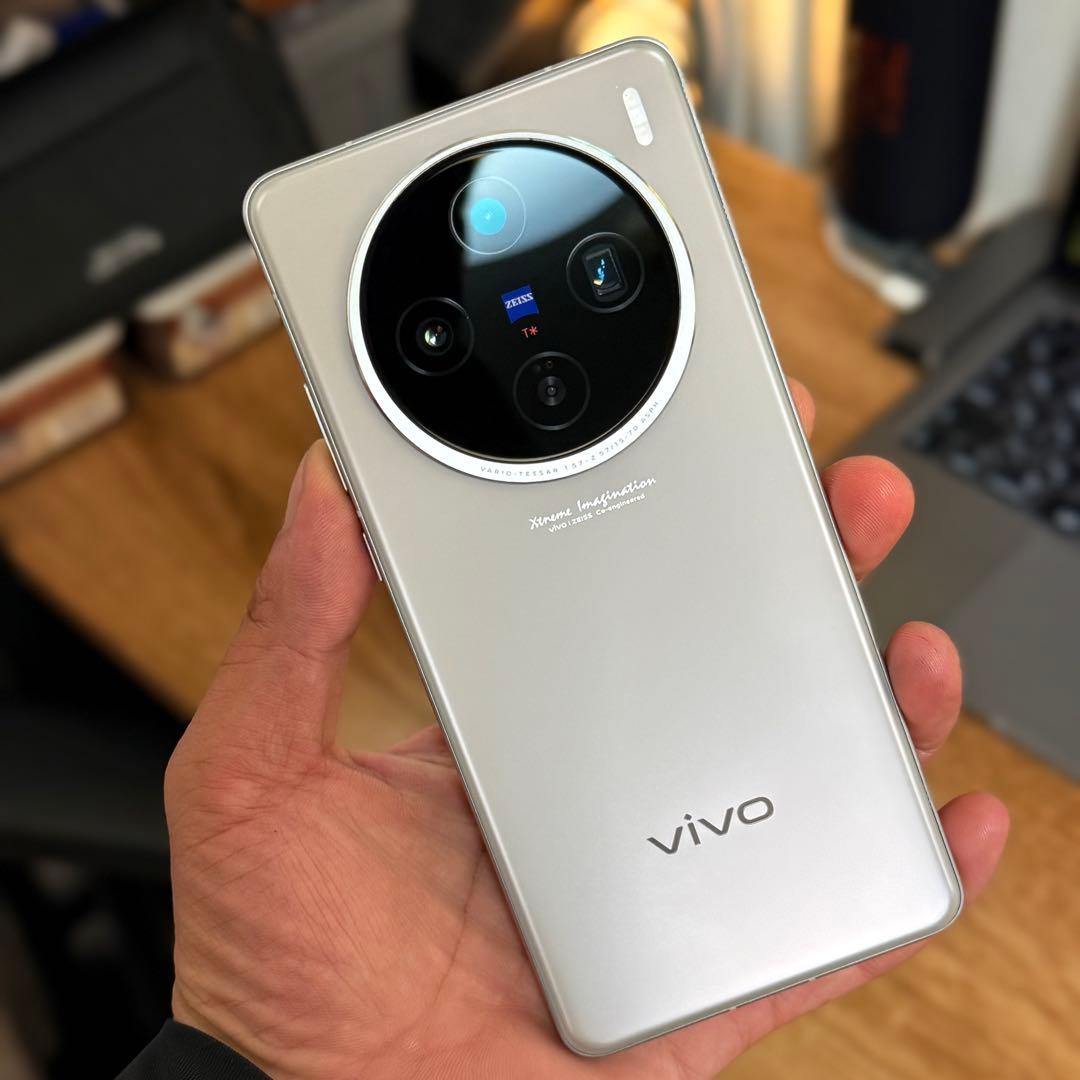 【美品】vivo X100s チタニウム 256GB