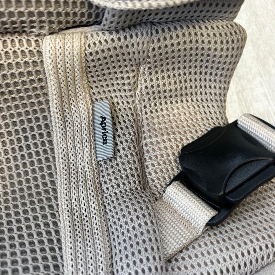 アップリカ ラクリス ベージュ 抱っこ紐 アカチャンホンポ限定色