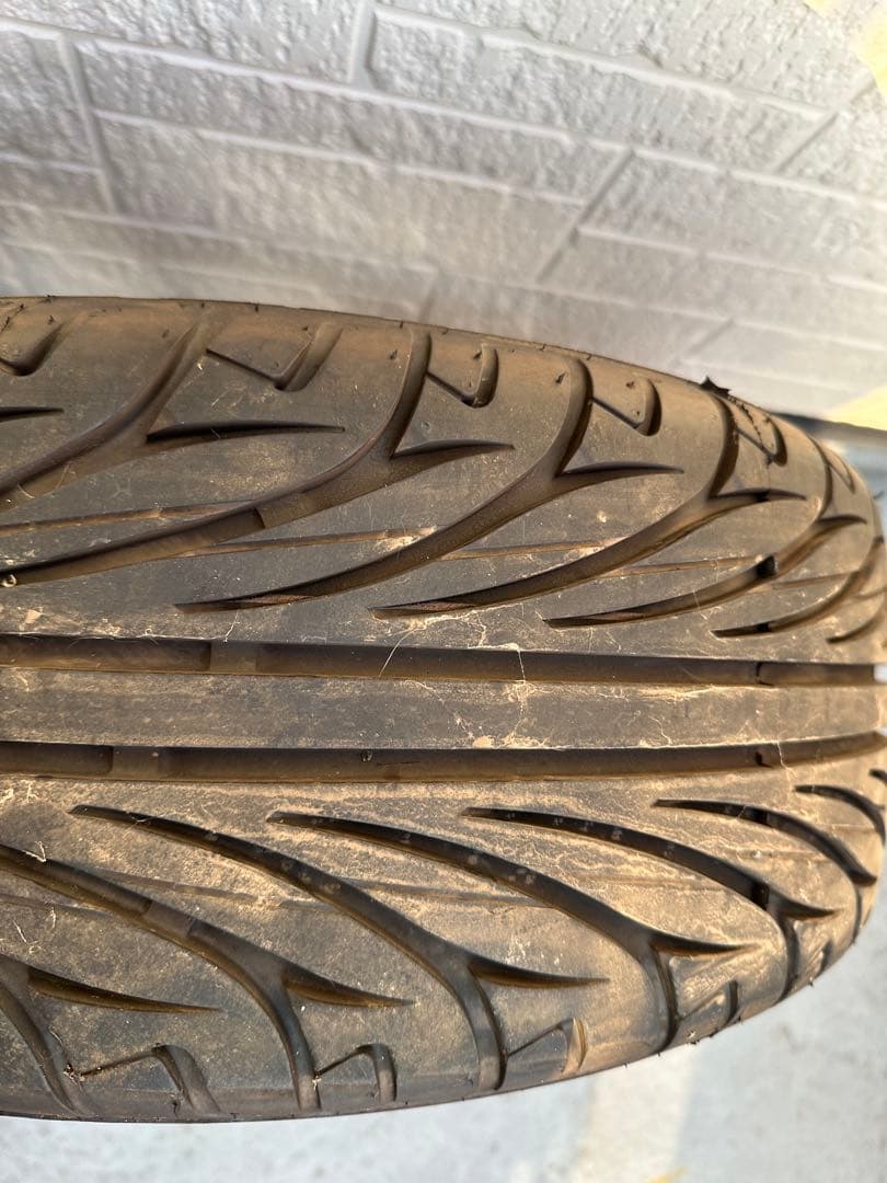 ADVAN oni 15インチ 7.5j+5 ケンダ 195/55r15 タイヤ