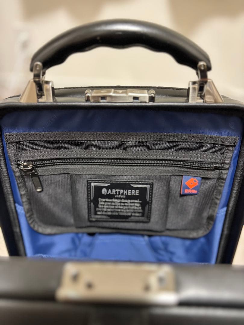 ブラックビジネスバックパック