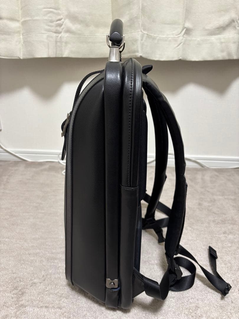 ブラックビジネスバックパック