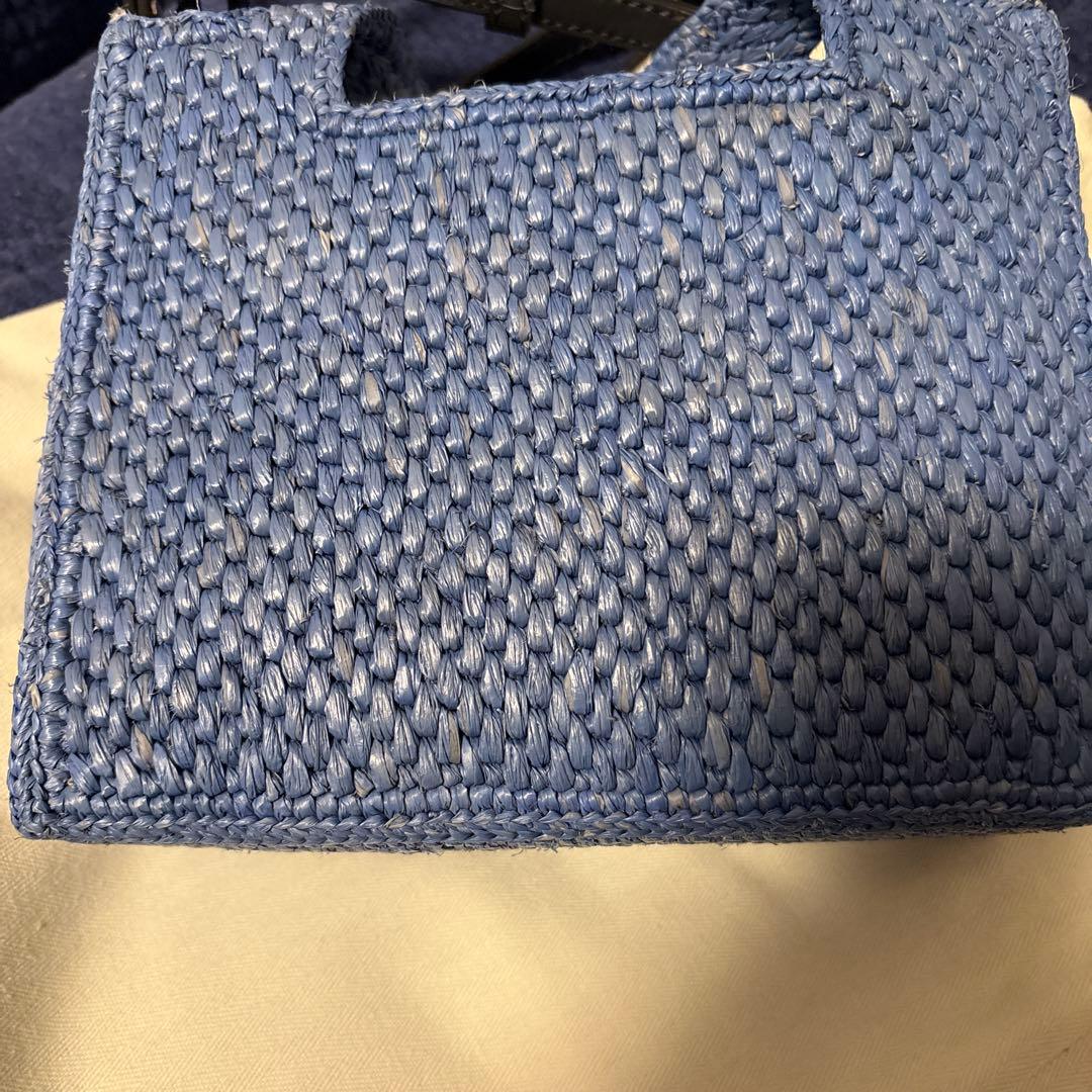 LOEWE フォントトート　ロゴ入り ブルー かごバッグ