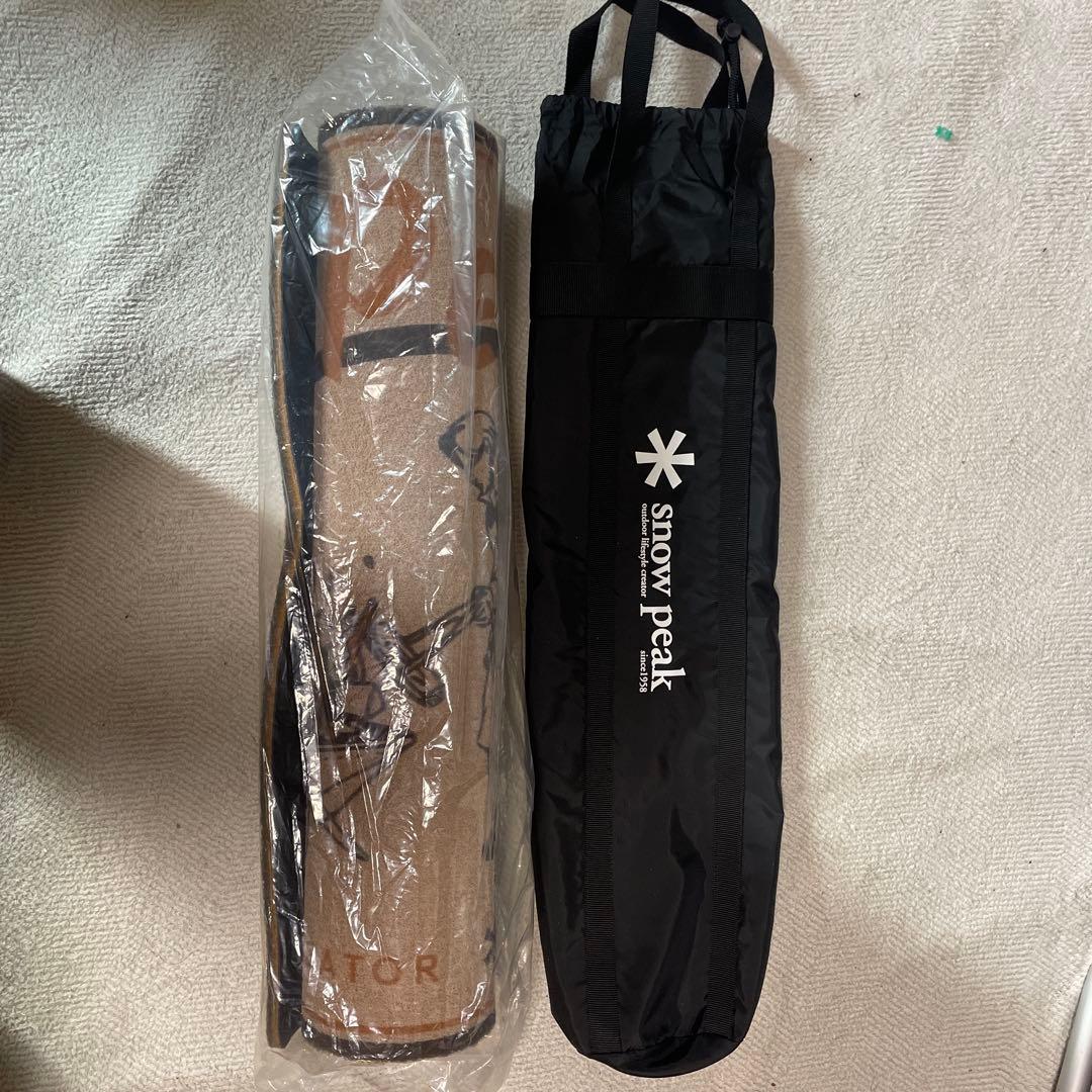 新品 限定非売品  peak キャンピングフロアマット スノーピーク