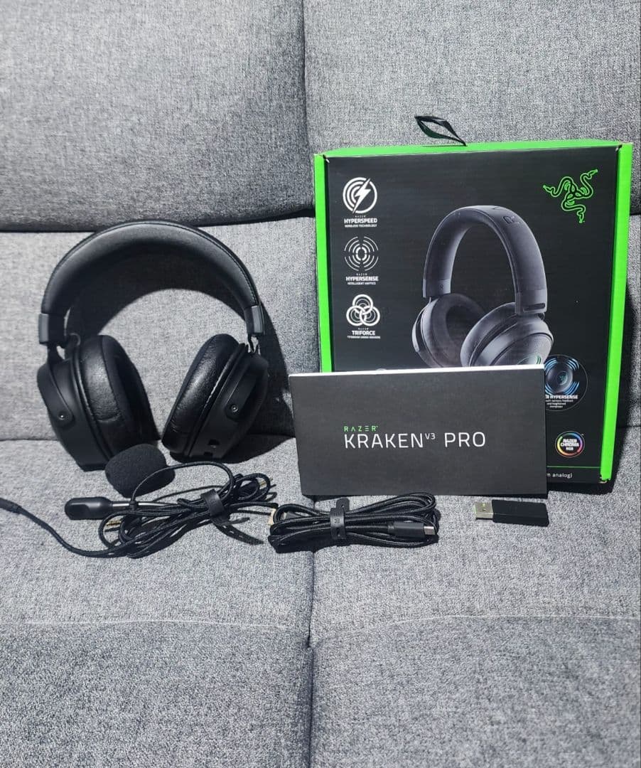 ヘッドホン Razer Kraken V3 Pro & Deathadder V3 Pro