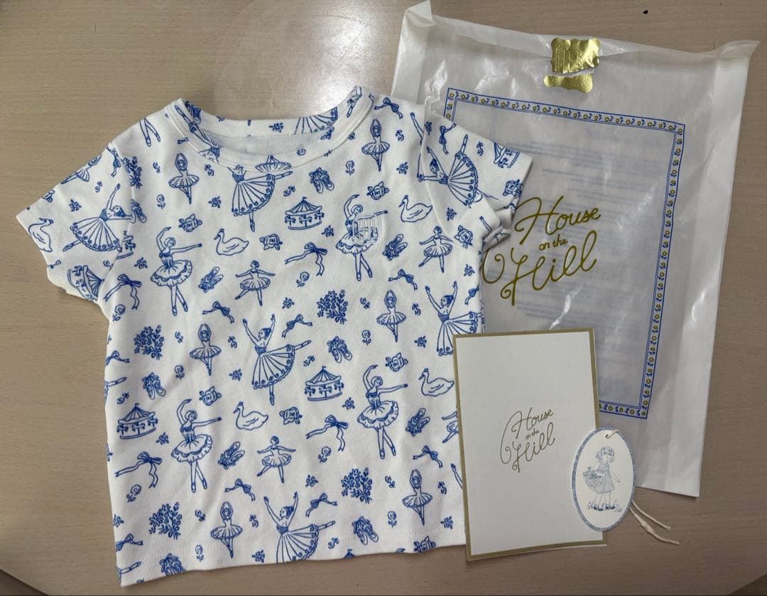 る*様 house on the hill S/S Tee (Ballet) 8