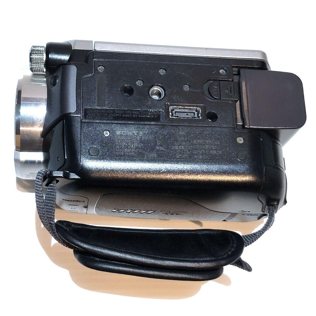 【良品】 SONY HDR-SR11 ビデオカメラ 純正バッテリー3個付き