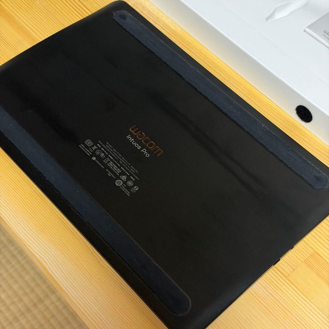 Wacom Intuos Pro PTH-660, ペンタブレット本体