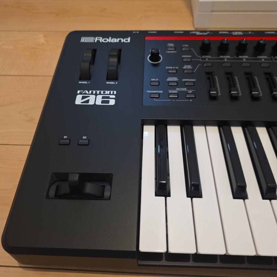 【新品同様】Roland FANTOM-06 ローランド 61鍵シンセサイザー