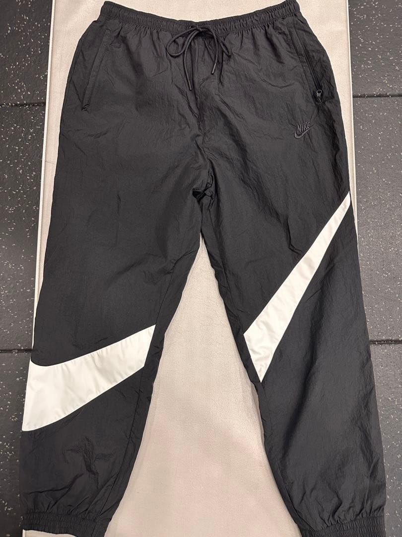 Nike セットアップ　ビッグスウォッシュナイロンジャケット・パンツセット