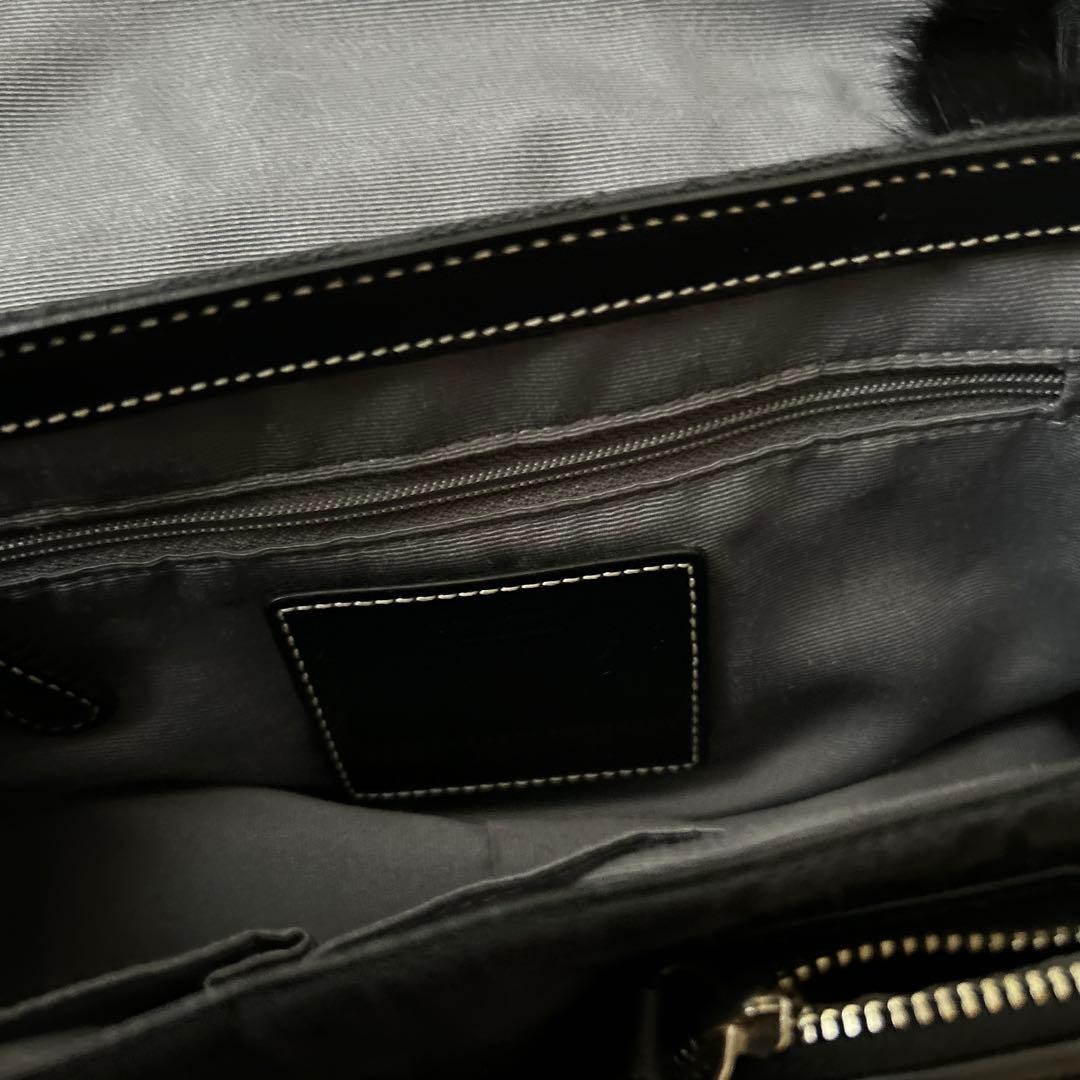 COACH シグネチャー　ブラック　ファー バッグ