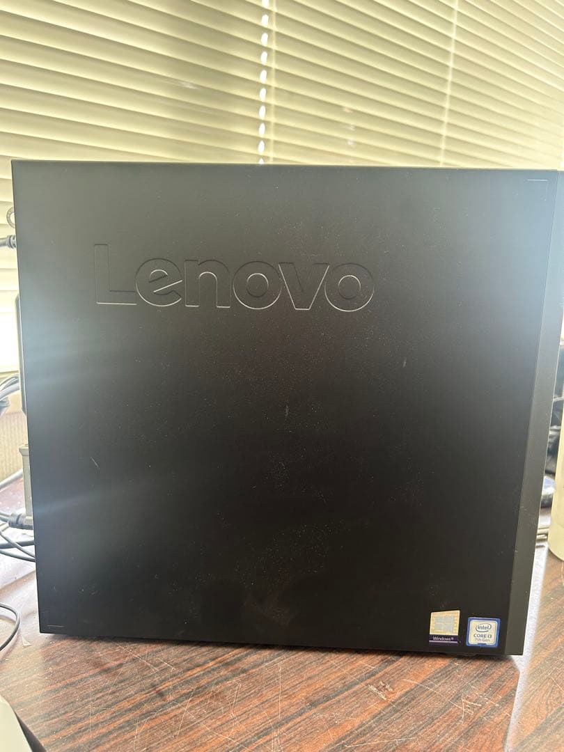 Lenovo ThinkCentre M710e 中古