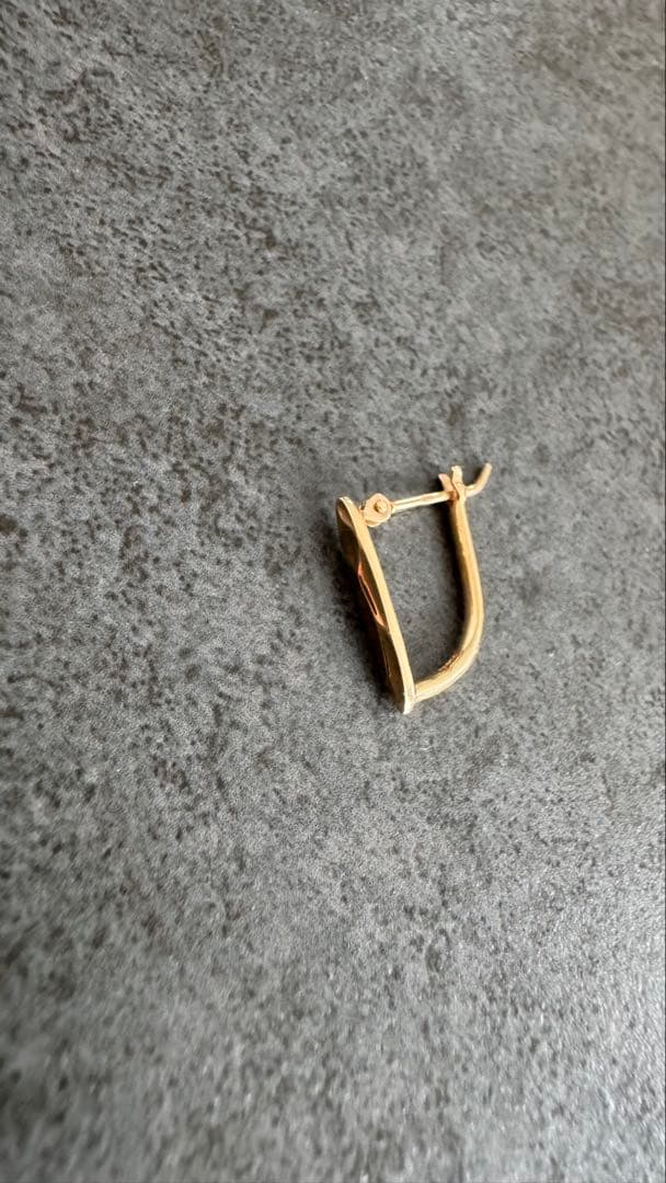 アガット　フープピアス片耳