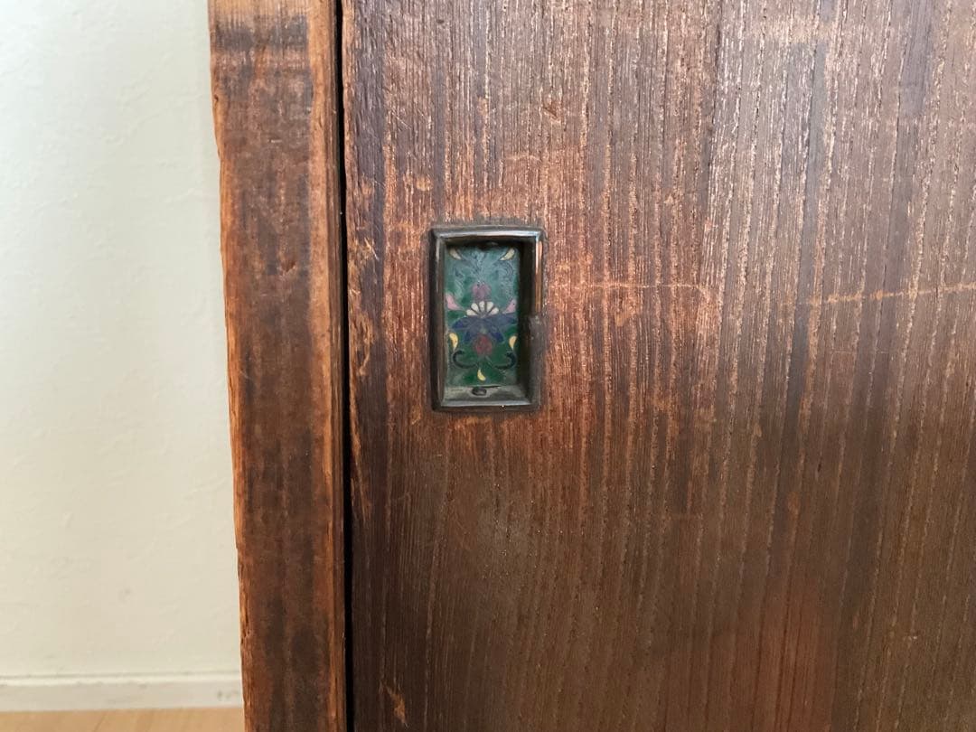 古家具　桐箪笥　引き戸七宝細工　引き手収納型　アンティーク　古道具