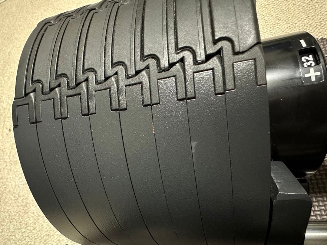 ②フレックスベル　可変式ダンベル 32kg 2kg刻み