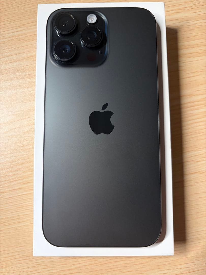 【美品.即日発送】iPhone 16 Pro max 256GB ブラック