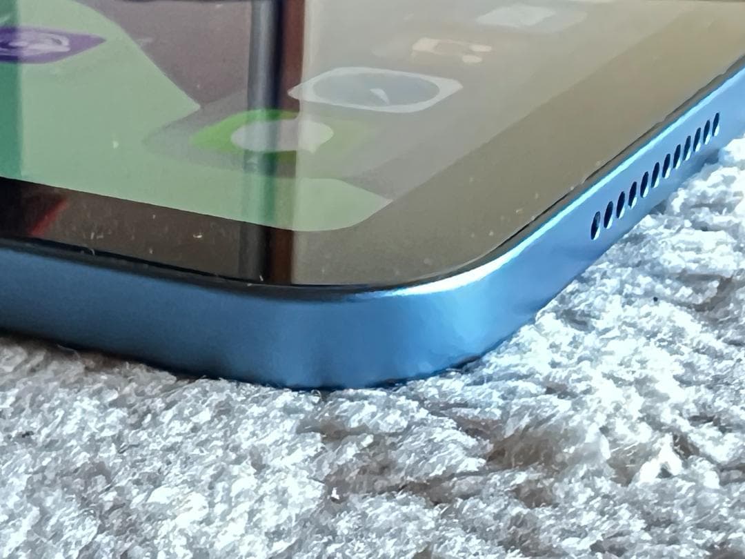 アリス　ipad air第５世代 ６４GB WI-FI バッテリー９９%