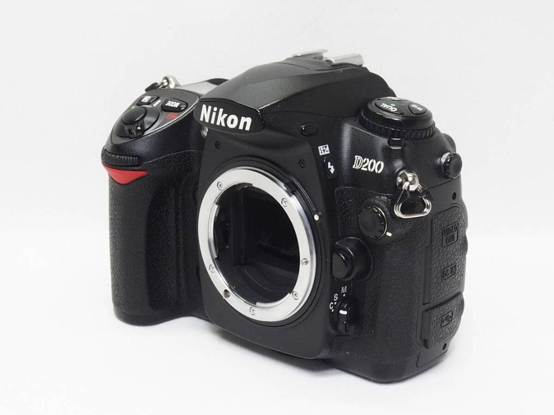 ■美品■ Nikon D200 ボディ 《 S数13052回 動作光学良好 》