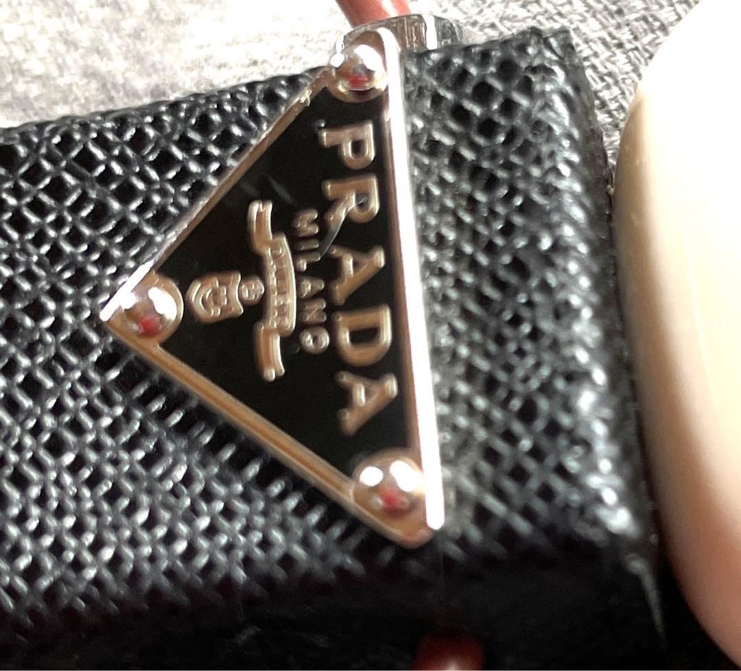 プラダ　ロボットキーホルダー　PRADA
