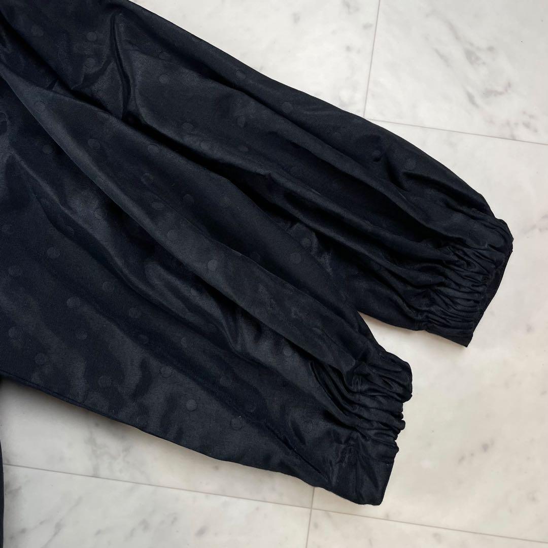 美品 Sonoソーノ 近年 シャドードットフリルブラウス ギャザー 洗える 黒