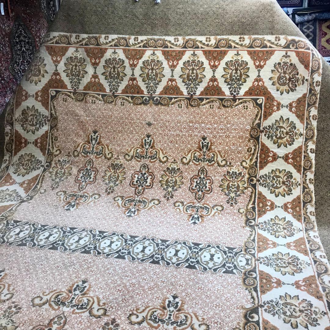 オーダーメイドのラグサイズ：200x300cm。 …。 …PD6.