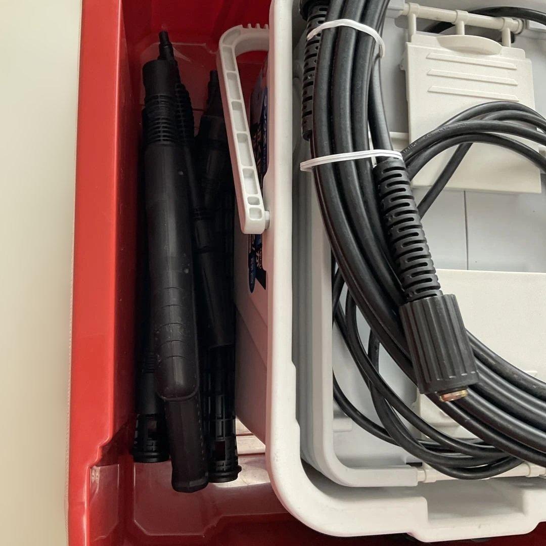 【送料込】アイリスオーヤマ タンク式 高圧洗浄機SBT-512Ｎ収納ケース付き