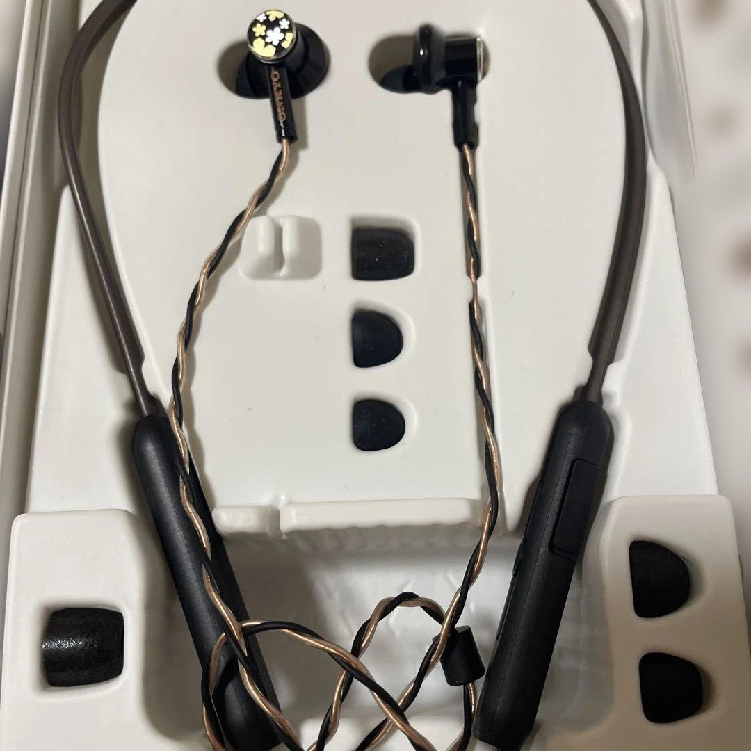 ONKYO あの花コラボ　ワイヤレスイヤホン E720BT