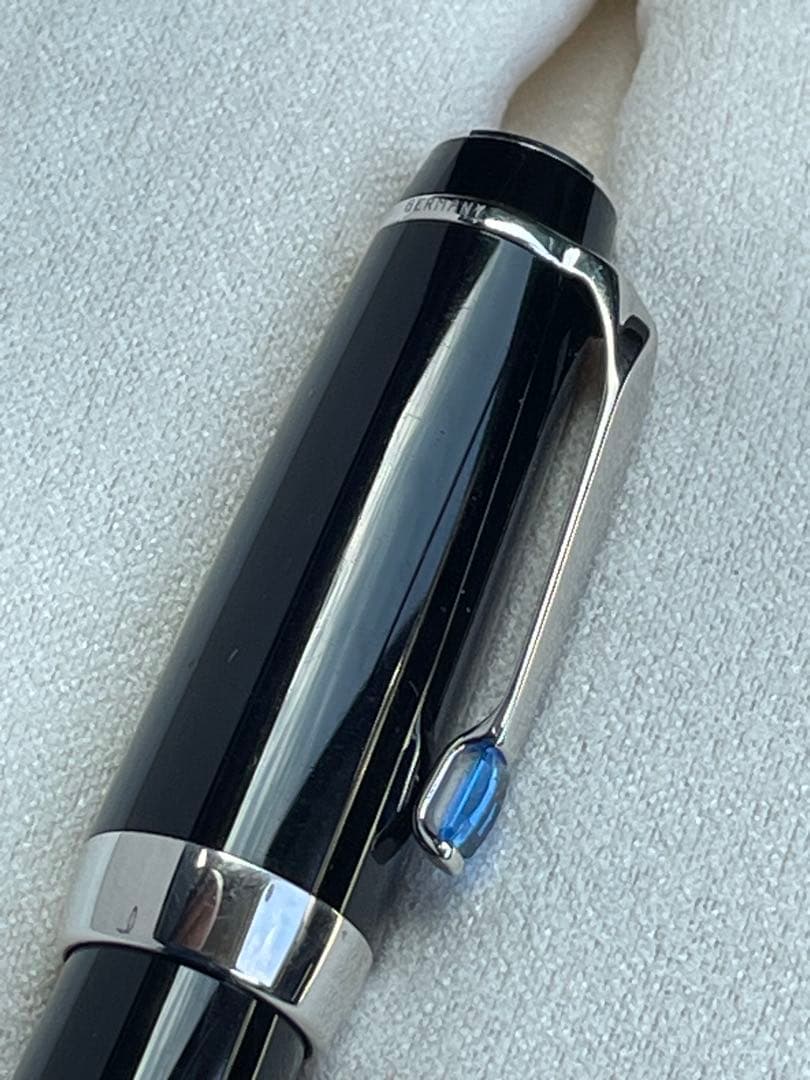 ◾️ MONT BLANC ◾️ モンブラン ボエム ◾️キャップ式ボールペン◾️箱付